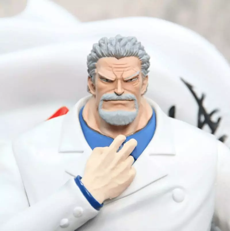 Figurine One Piece Garp – Image 6